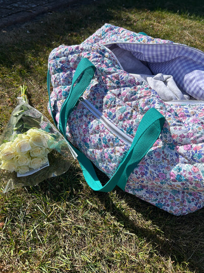 Large Floral Quilted Duffle Bag in Cora Bloom